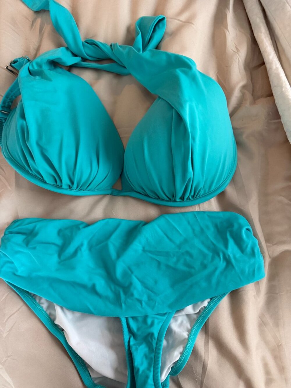 Venus Marilyn Push up Halter Bikini top w/ 2 bikini bottoms